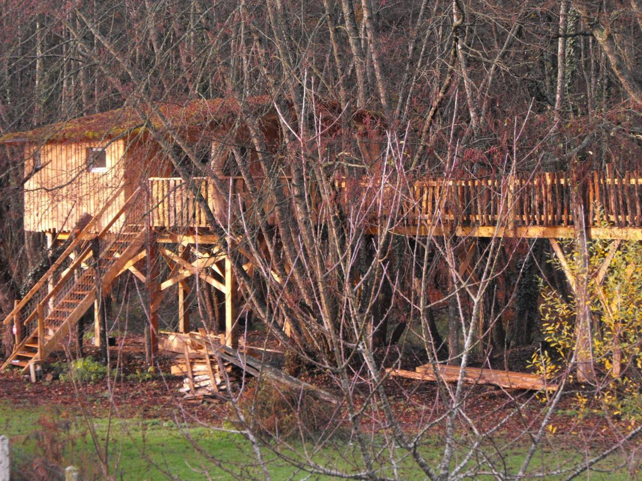 Cabane Des Cerfs Allons  Экстерьер фото